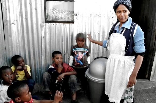 mama bongi en die begin van ons tuine by saving grace1